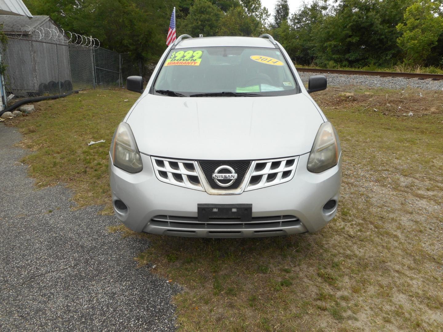 2014 Gray Nissan Rogue (JN8AS5MV4EW) , located at 2553 Airline Blvd, Portsmouth, VA, 23701, (757) 488-8331, 36.813889, -76.357597 - Photo#2